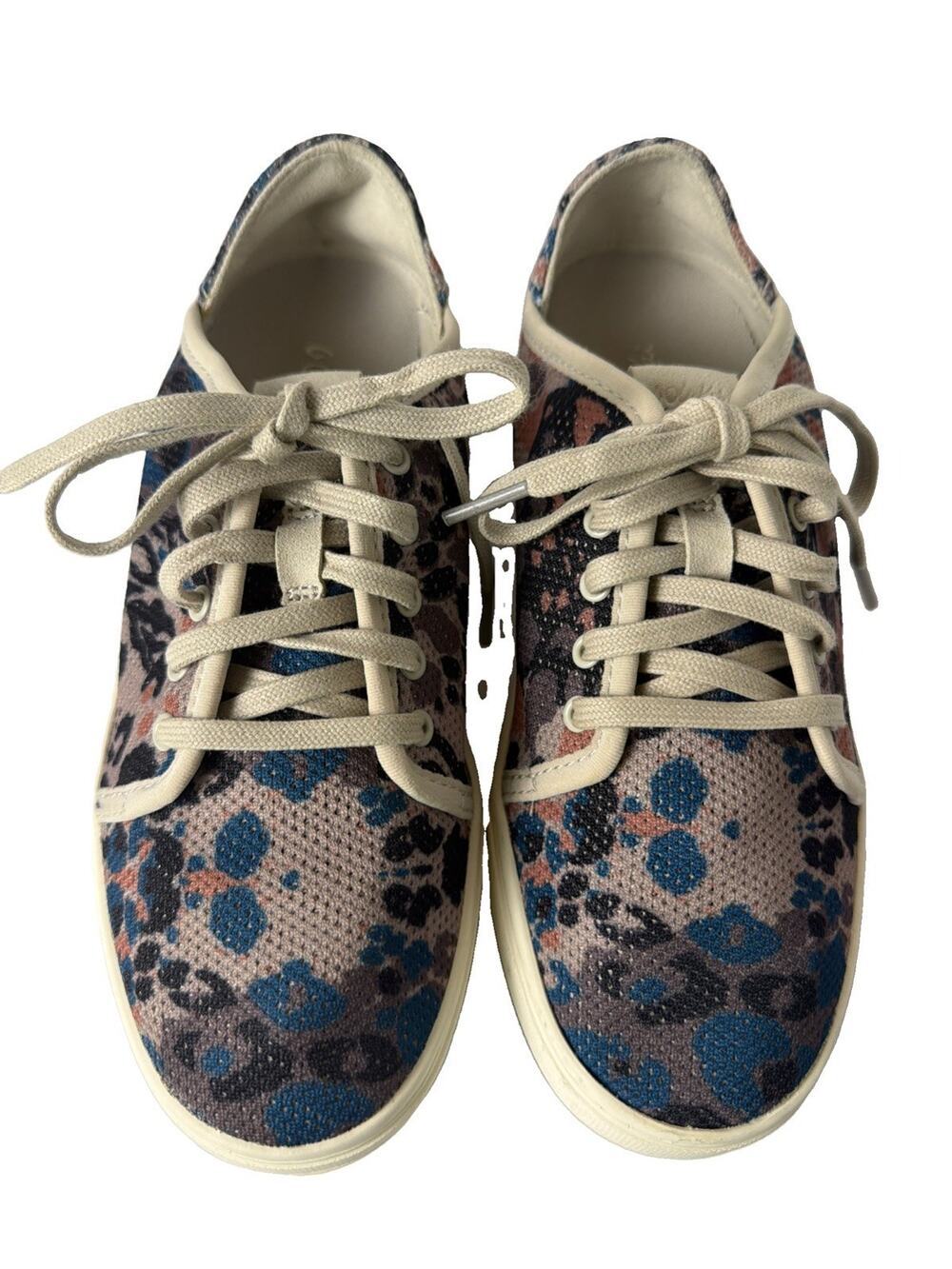 OluKai Pehuea Li Women’s Size 5 Cloudy Pa’i Print Sneakers Shoes NWOB